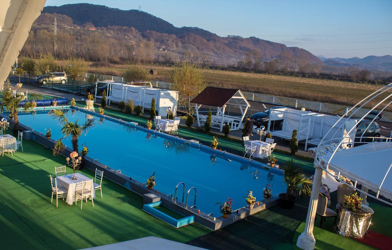 Juliana Platinum Brad Hotel Екстериор снимка