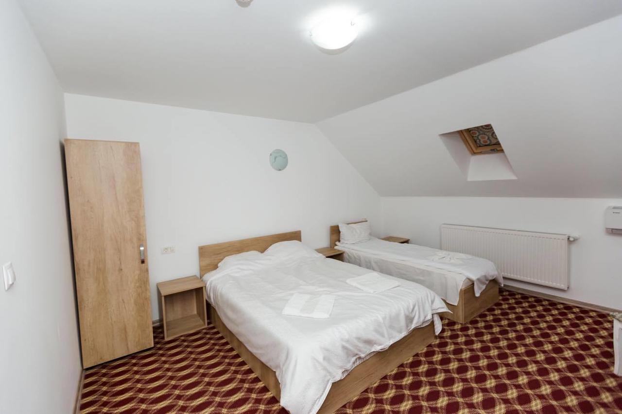 Juliana Platinum Brad Hotel Екстериор снимка